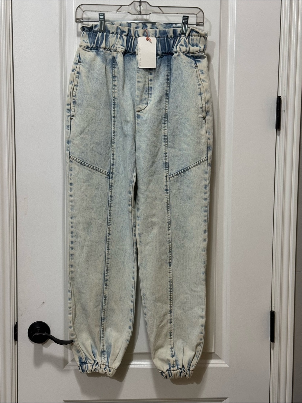 Skies Are Blue Light Blue Acid Wash Denim Joggers size XS W 13-15, R 13, IS 28